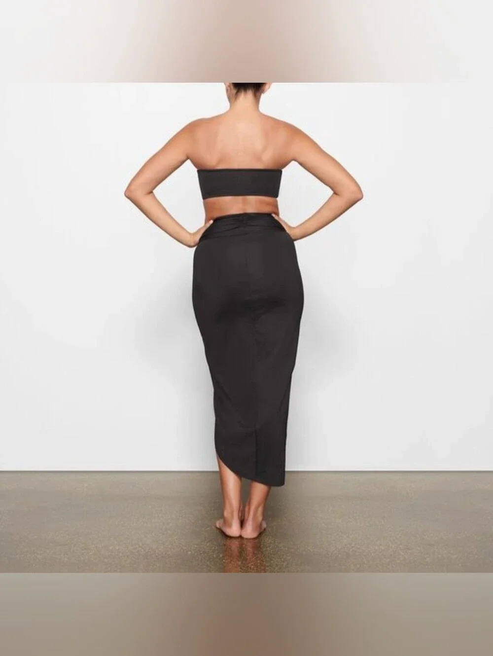 $150 Skims Swim Cover Up Sarong Skirt High Slit Nylon & spandex Size M